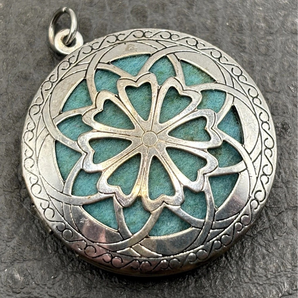 Vintage Reticulated Silver Tone Filigree Locket Photo Picture Pendant